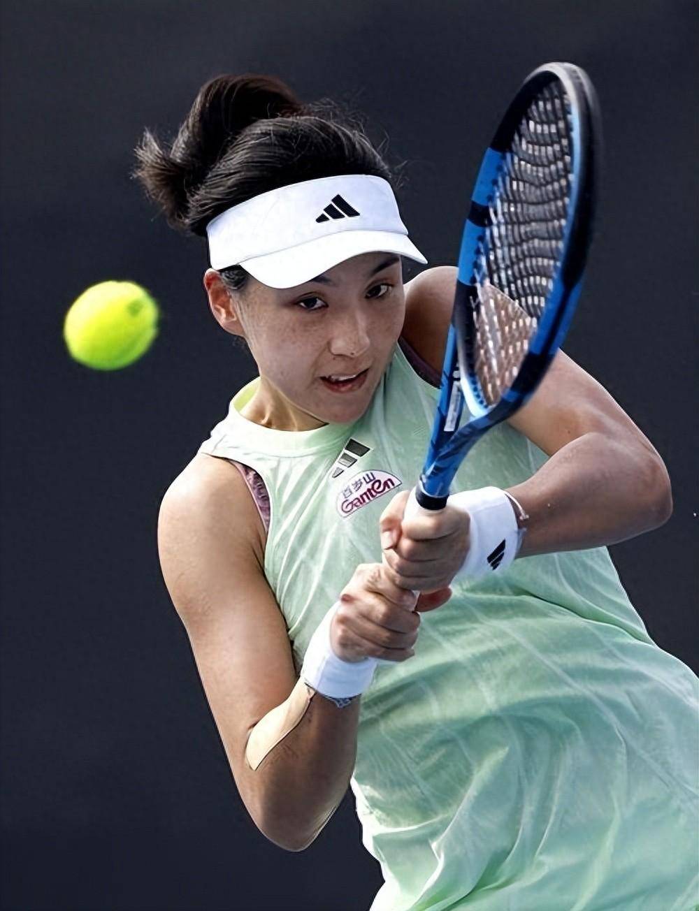 乎有所下滑 乎有所下滑