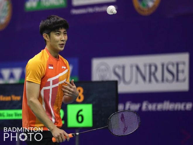 B在第四年 B在第四年